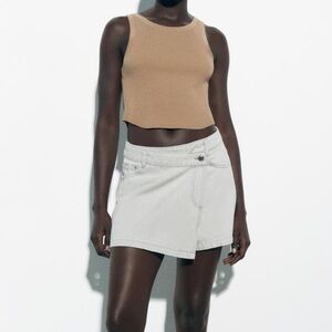 Zara Tan and White Skort